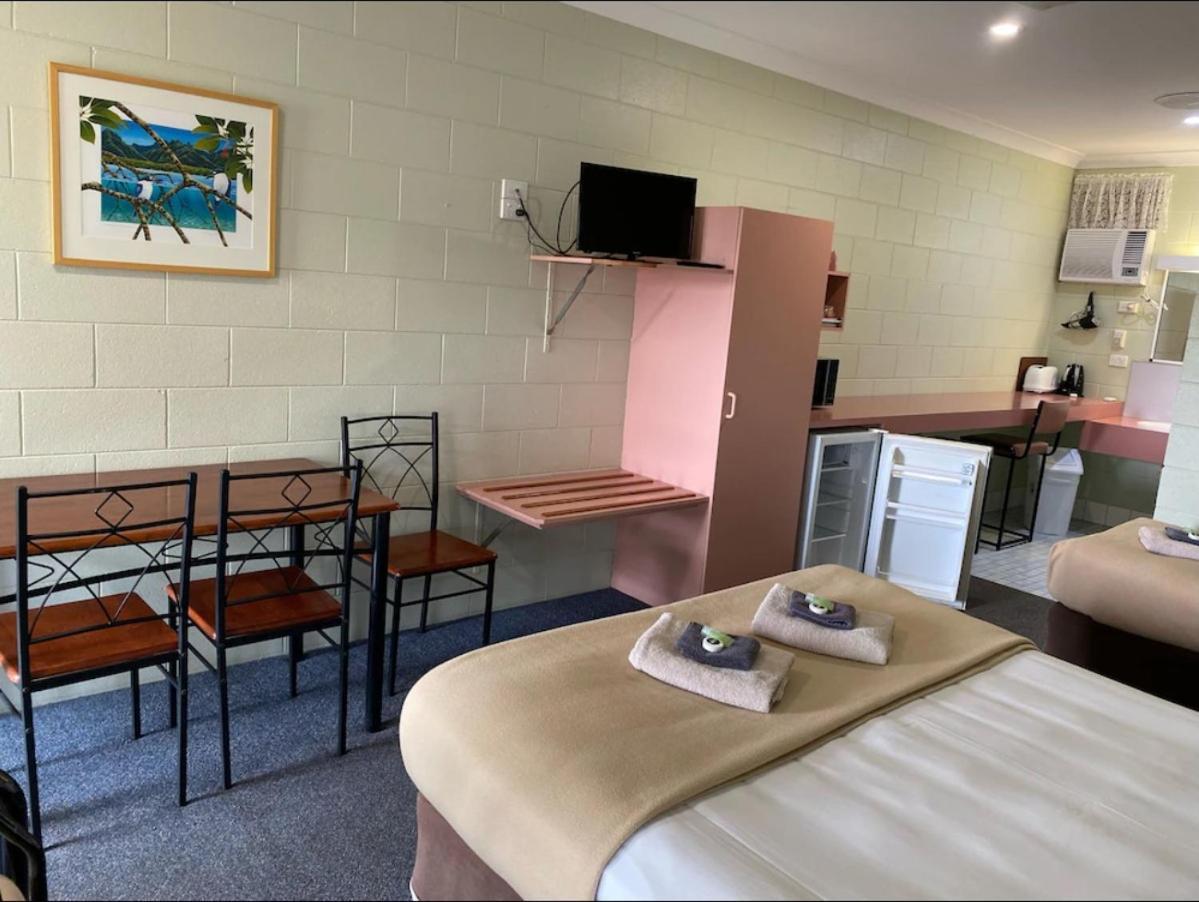 Yungaburra Park Motel Dış mekan fotoğraf