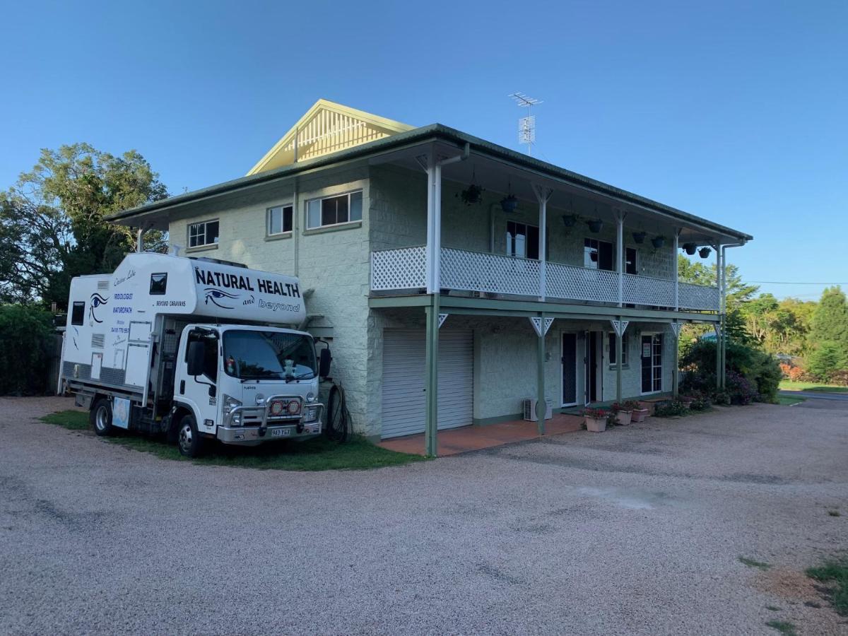 Yungaburra Park Motel Dış mekan fotoğraf