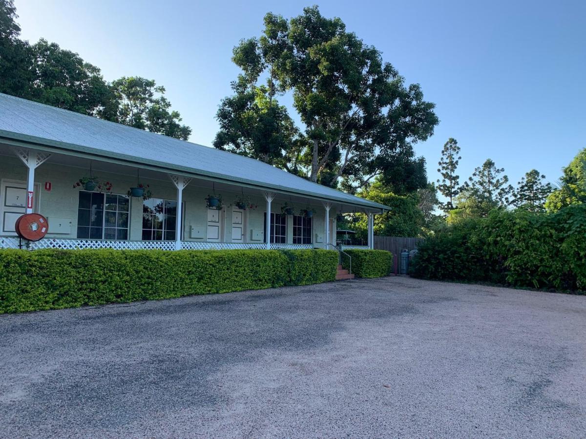 Yungaburra Park Motel Dış mekan fotoğraf